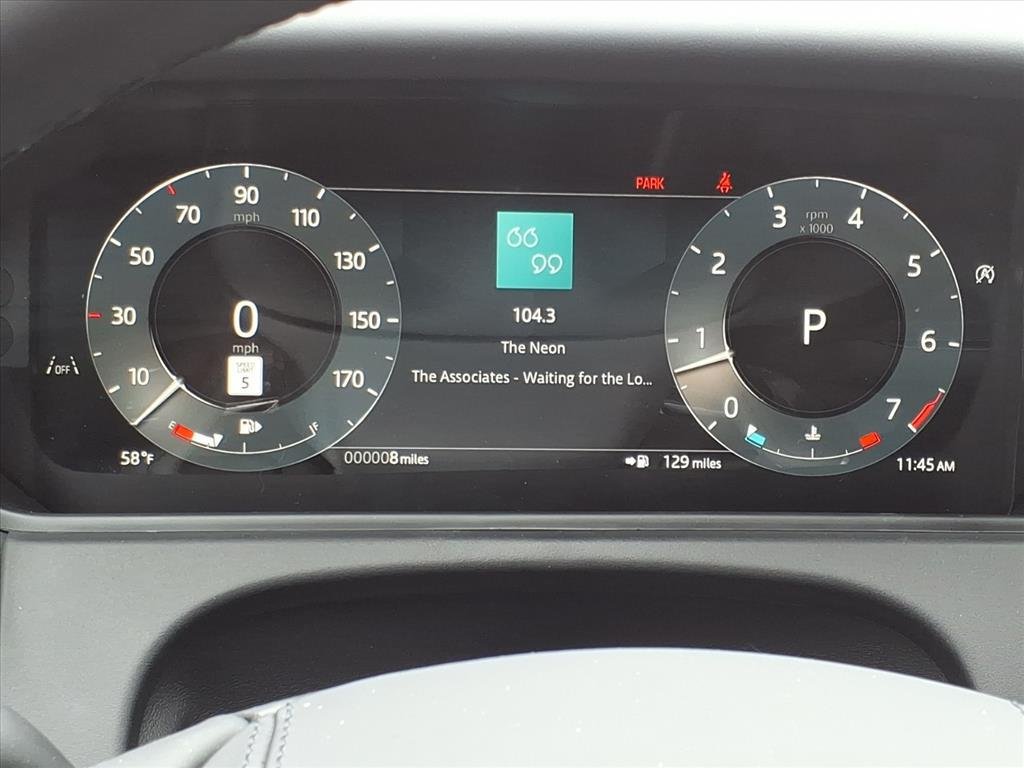 New 2026 Fuji White LAND ROVER Dynamic SE image 15