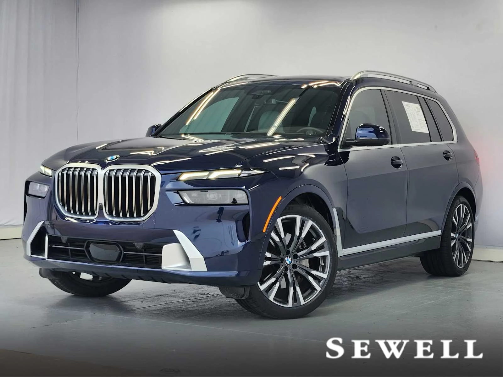 2024 BMW X7 xDrive40i's photo