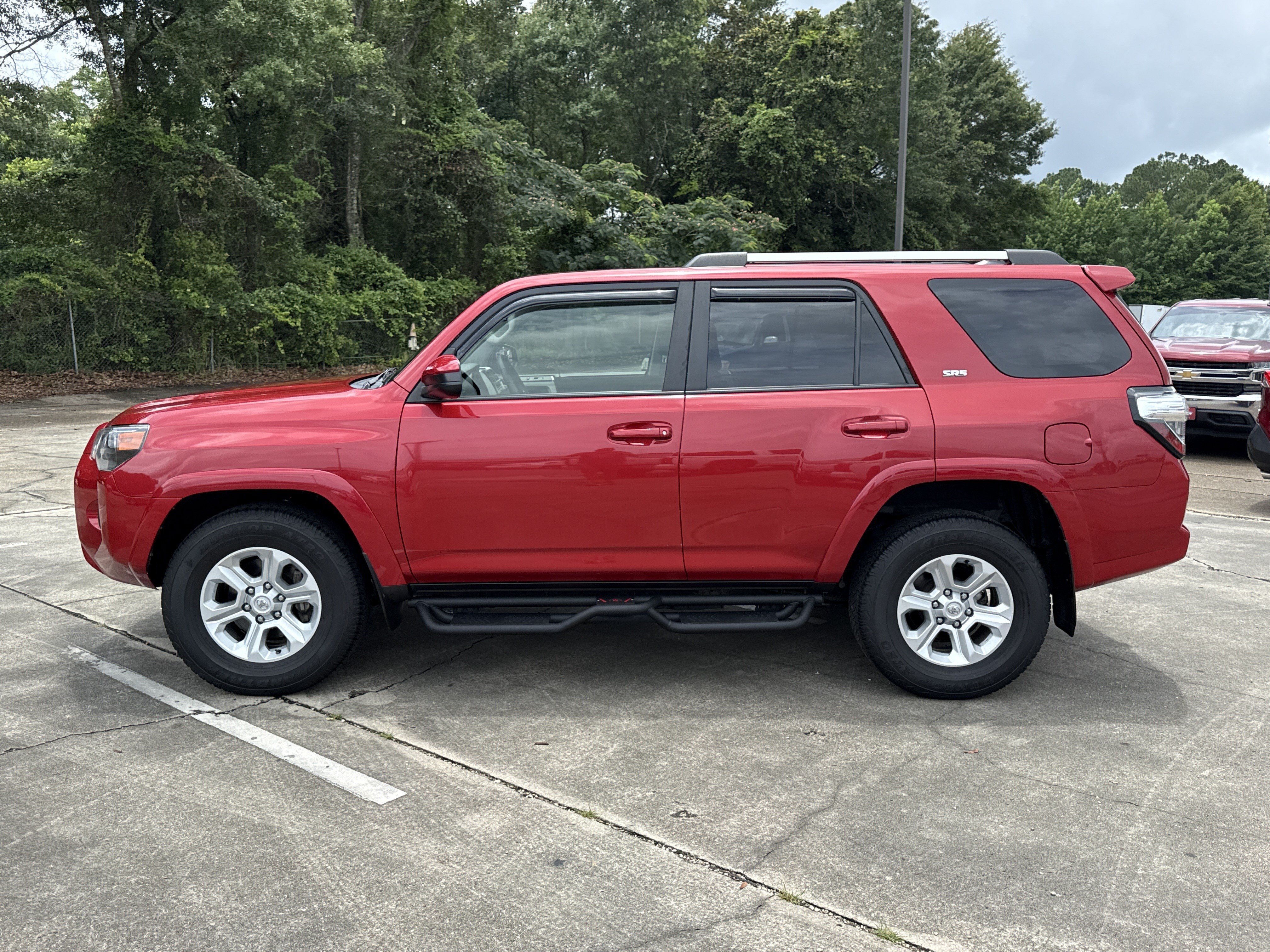 Used 2023  Toyota  image 6