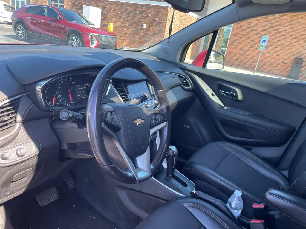 Used 2020 Red Chevrolet LT image 16