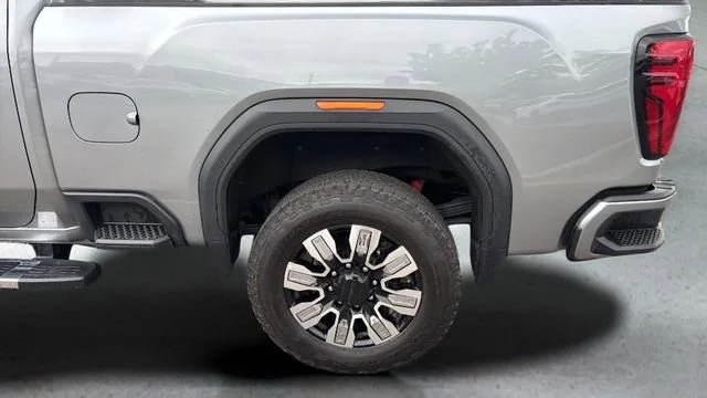 Used 2025 Sterling Metallic GMC Denali image 32