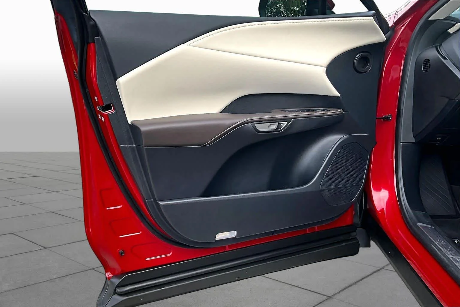 Certified Used 2024 Matador Red Mica Lexus  image 26