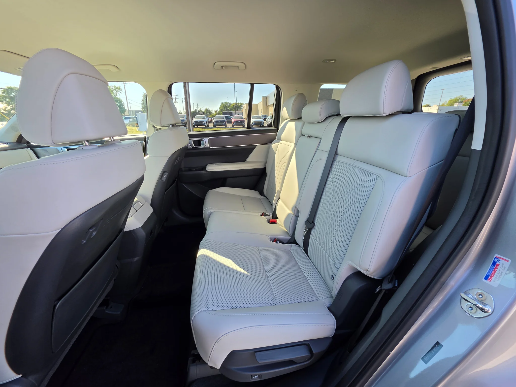 Used 2024 Shimmering Silver Hyundai SEL image 22