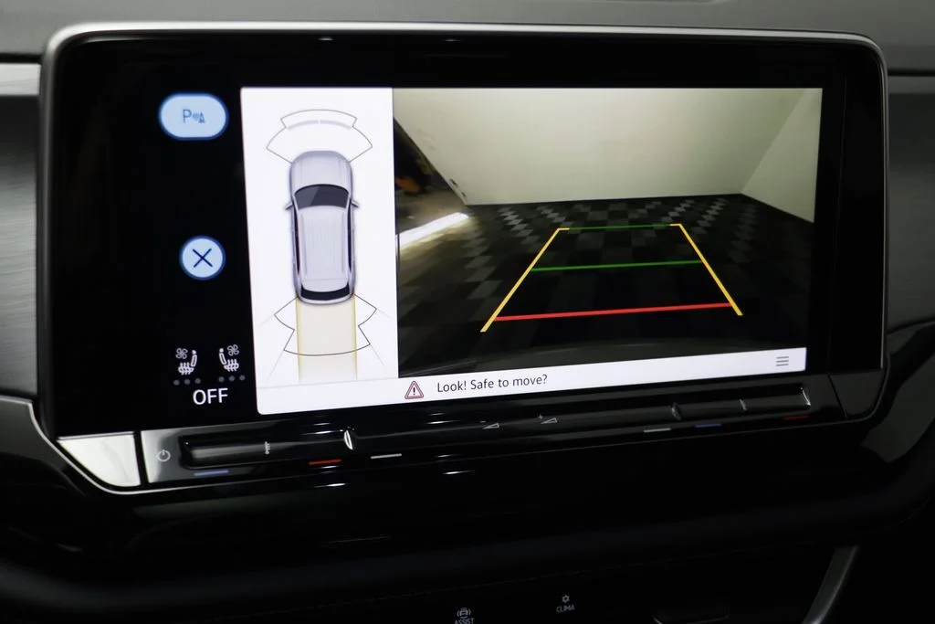 New 2026 Gray Volkswagen SE w/Technology image 10
