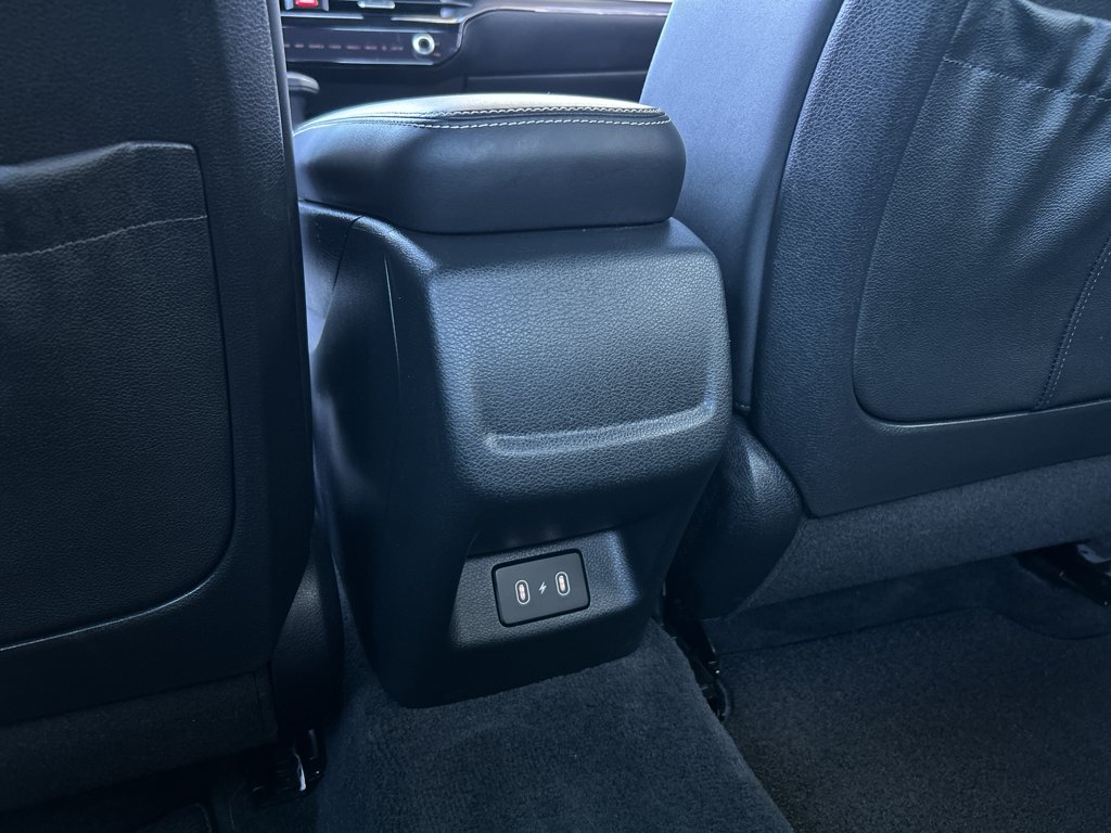 Used 2025 Wolf Gray Kia GT-Line image 15