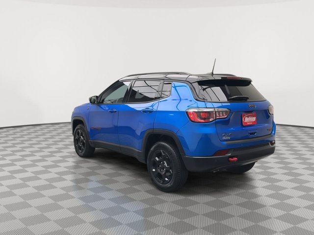 Used 2023 Laser Blue Pearlcoat Jeep Trailhawk image 33