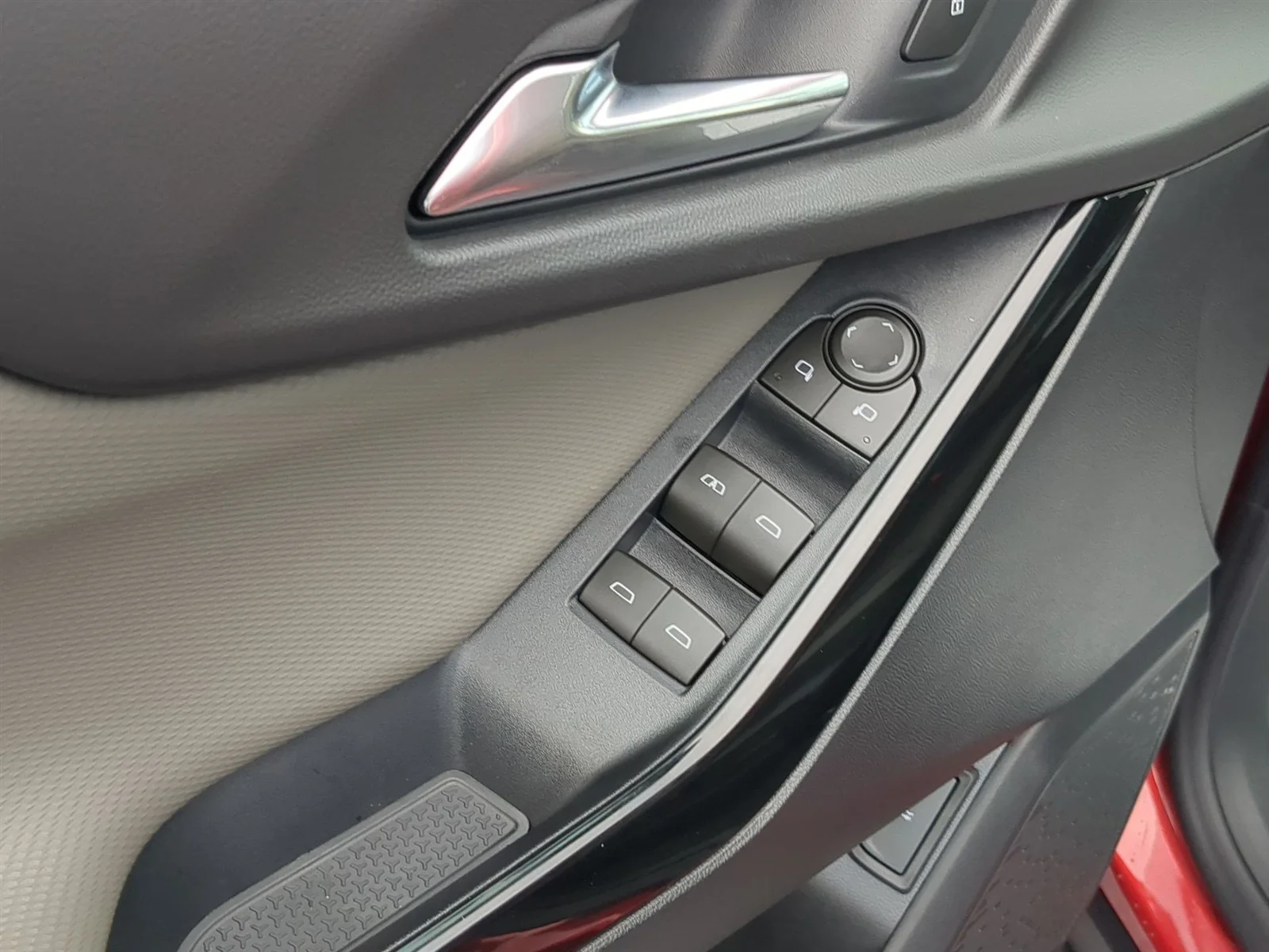 2026 Chevrolet Equinox LT - Photo 48