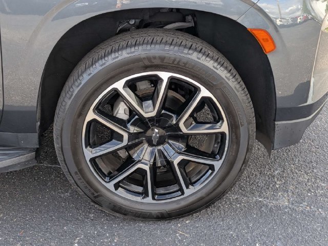 Used 2021 SHADOW GRAY METALLIC Chevrolet RST image 9