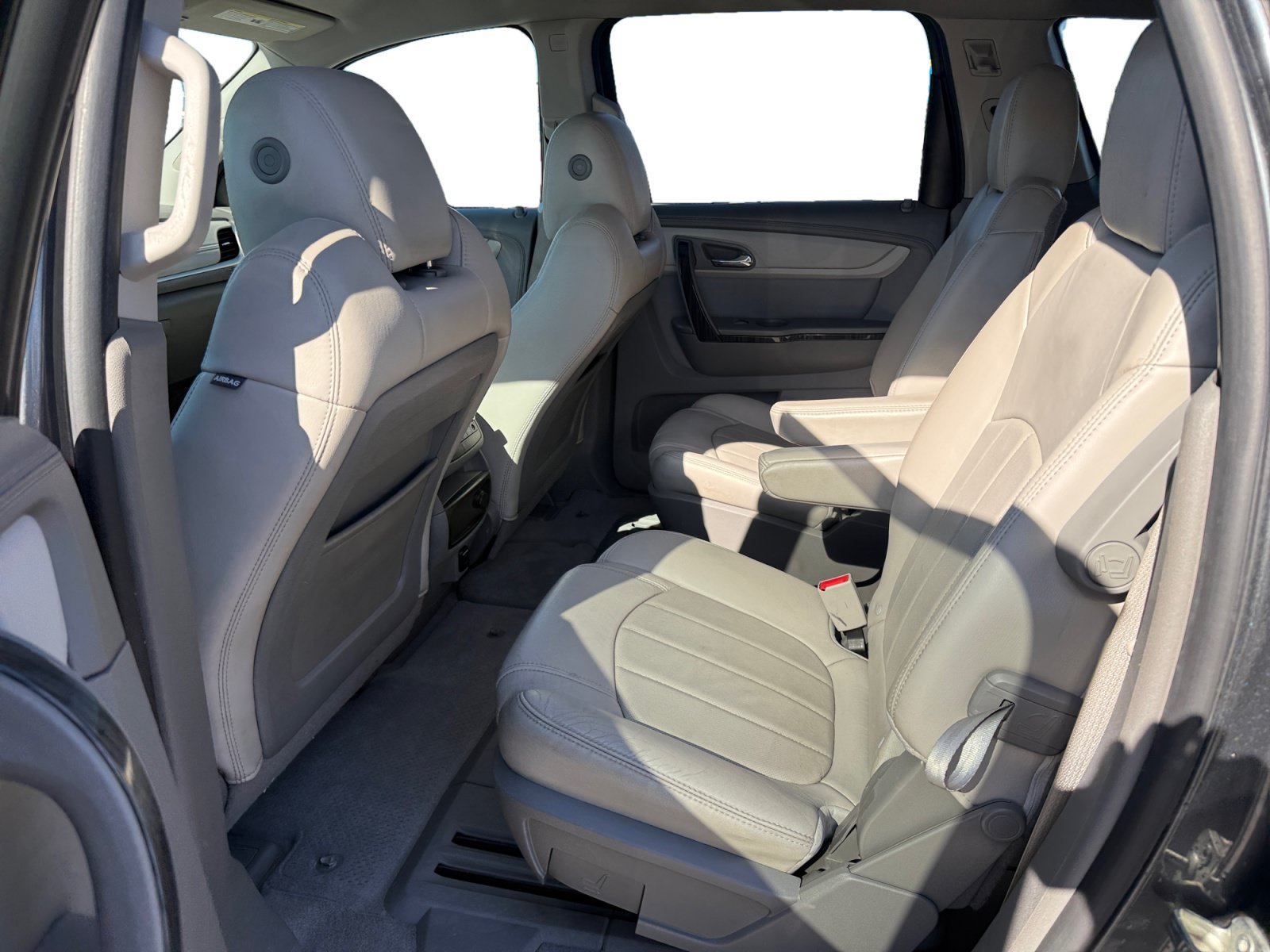 Used 2014 Cyber Gray Metallic Chevrolet LTZ image 16