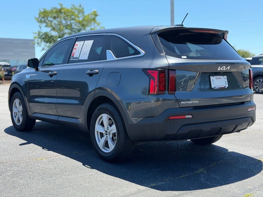 Used 2023 Gray Kia LX image 5