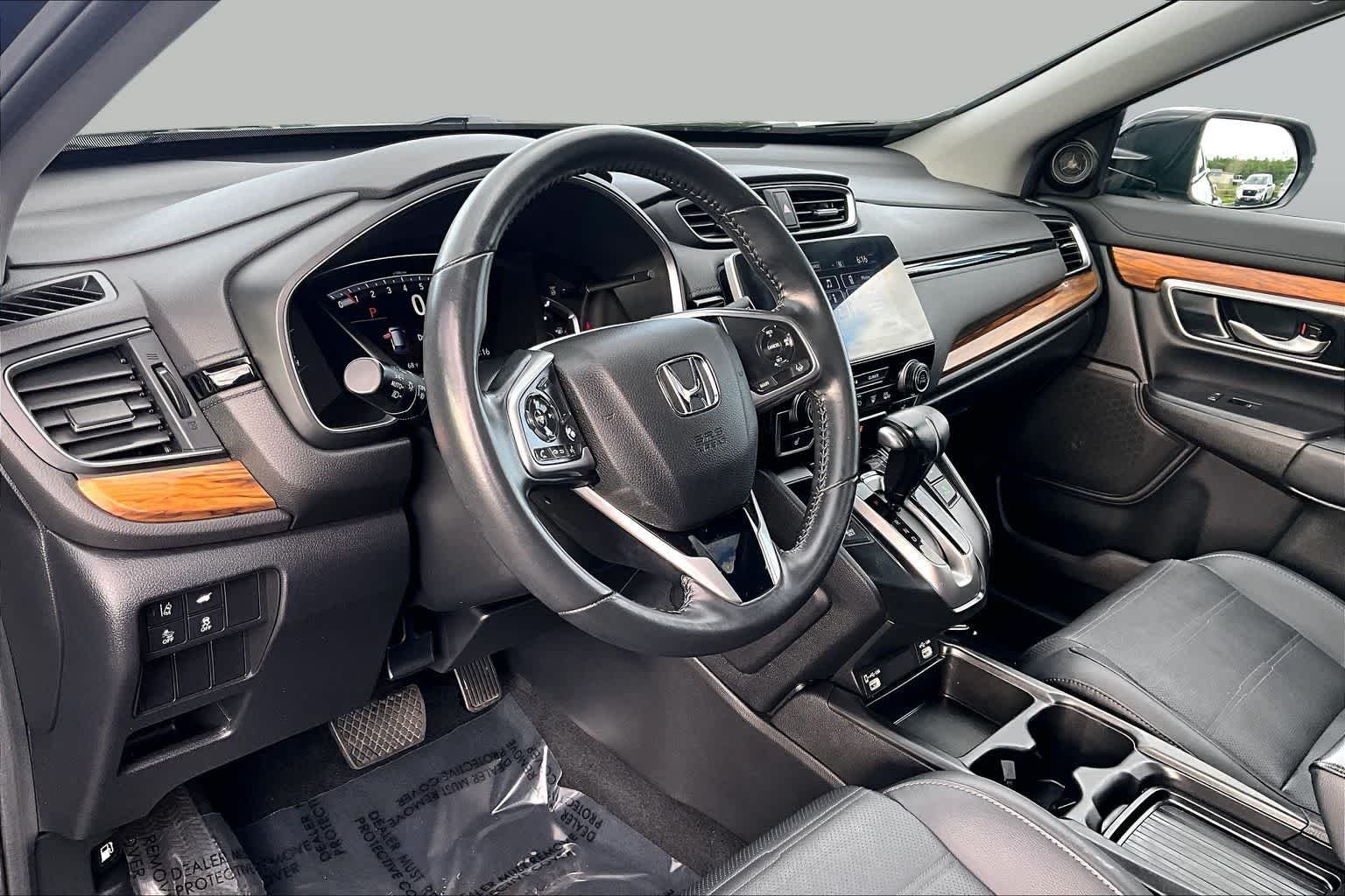 Used 2022 Crystal Black Pearl Honda EX-L image 18
