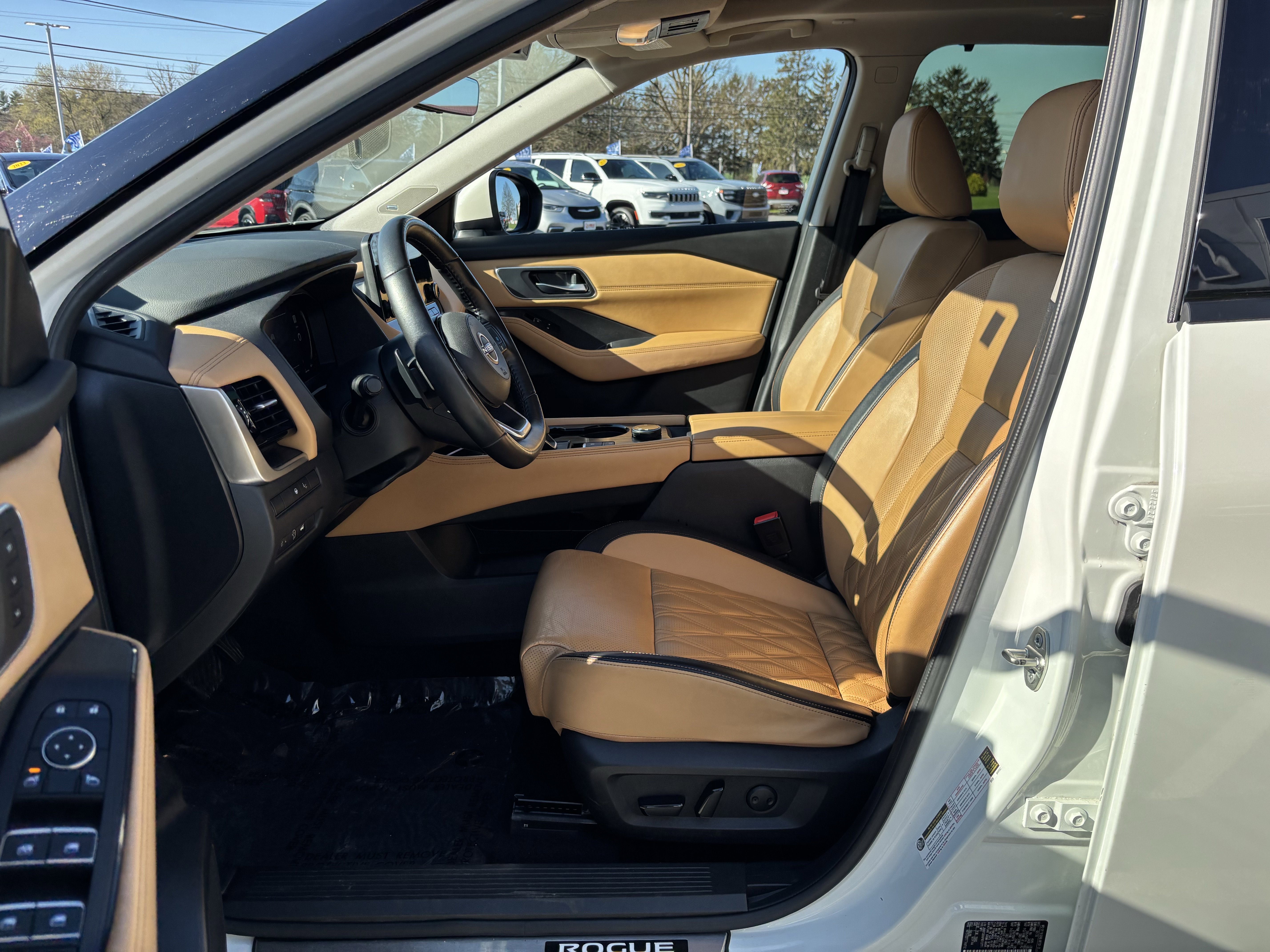2023 Nissan Rogue Platinum - Photo 10