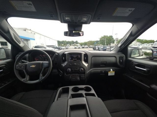 2026 Chevrolet Silverado 1500 Custom - Photo 13