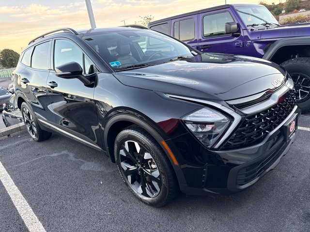 Used 2023 Black Kia X-Line image 2