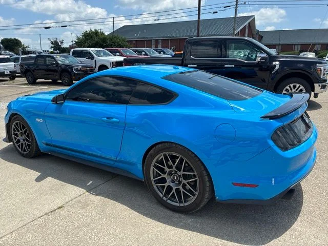 Used 2017 Grabber Blue Ford GT Premium image 6