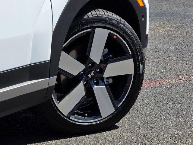 2025 Hyundai Santa Fe Limited - Photo 8