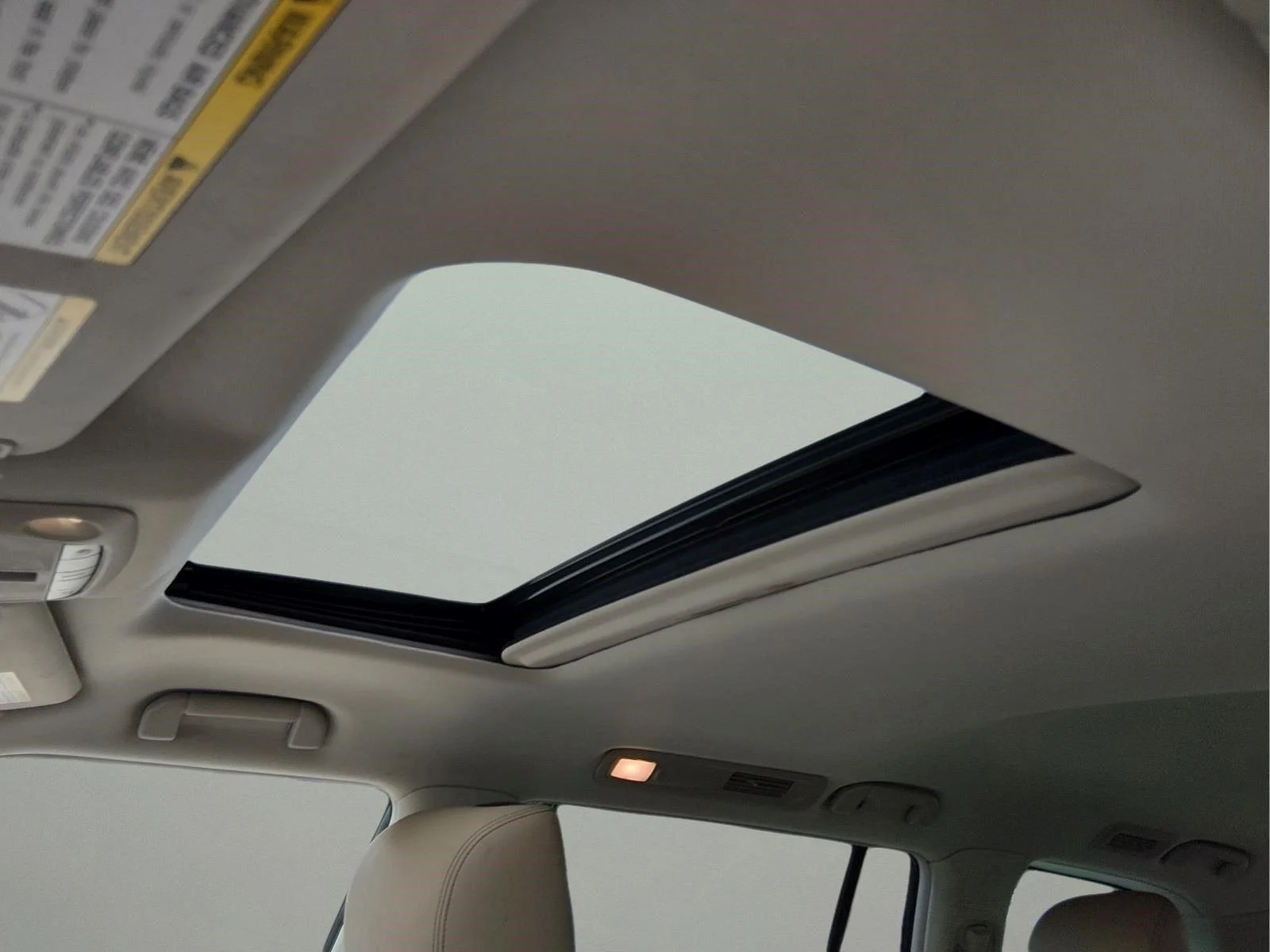 Used 2023 Aspen White Tricoat Nissan Platinum image 12