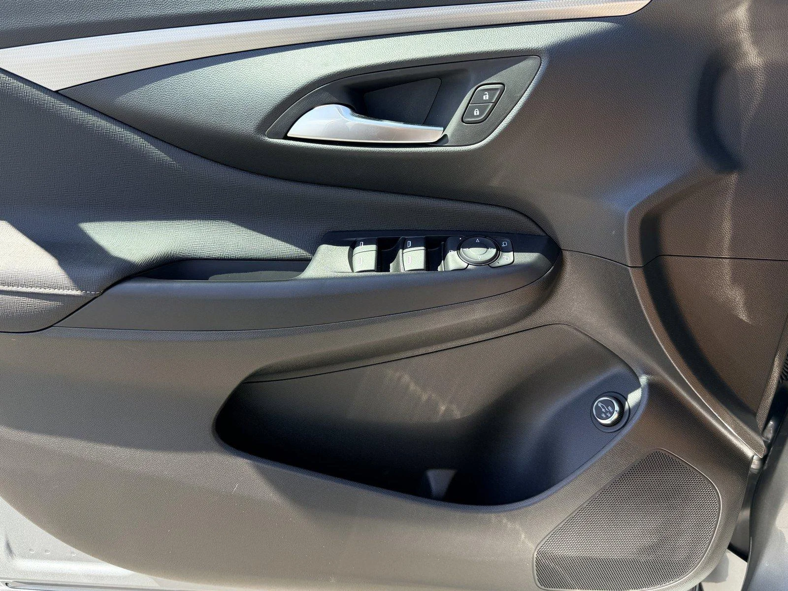 New 2026 Moonstone Gray Metallic Buick Avenir image 20