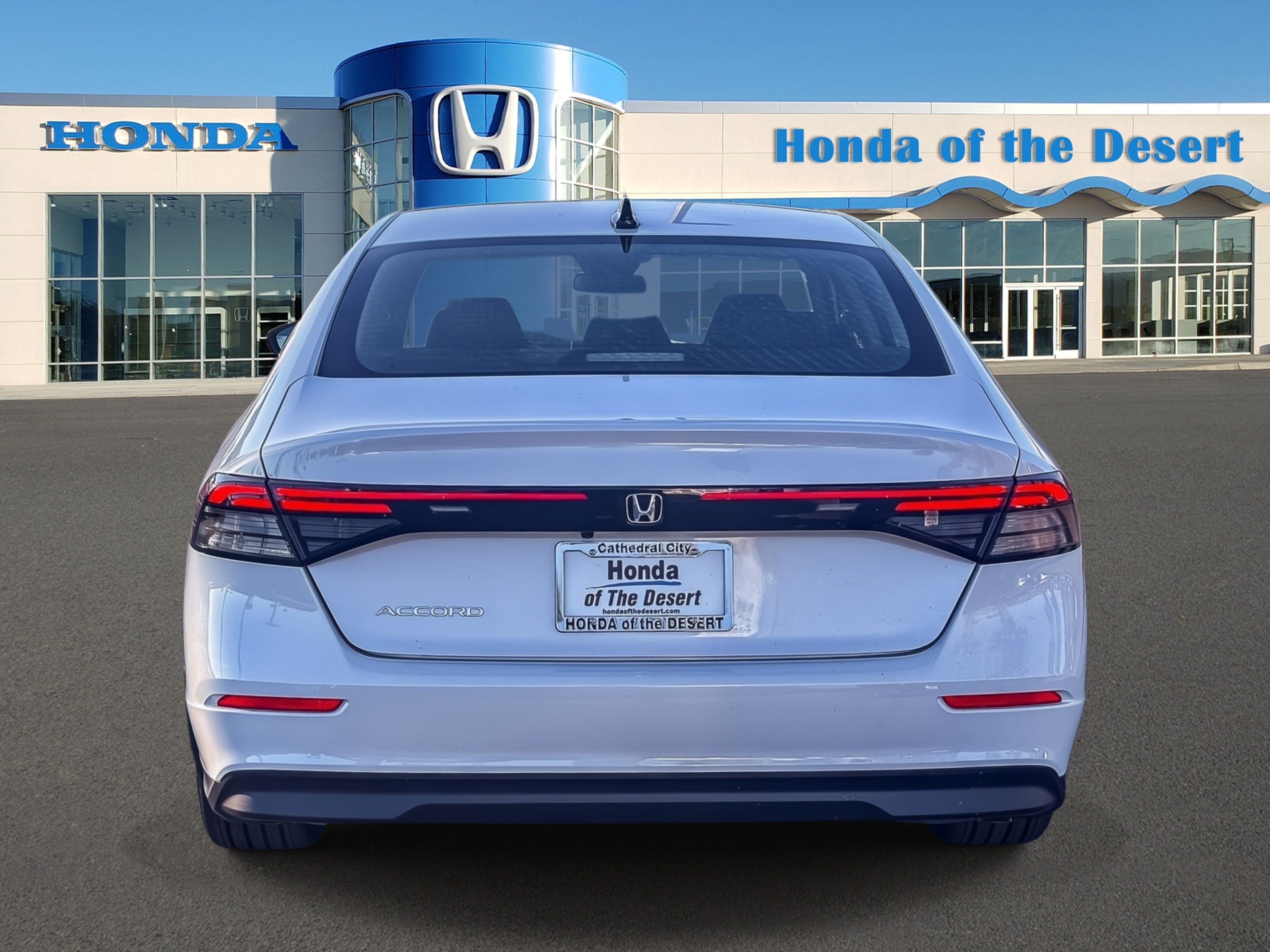 New 2026 Platinum White Pearl Honda SE image 5