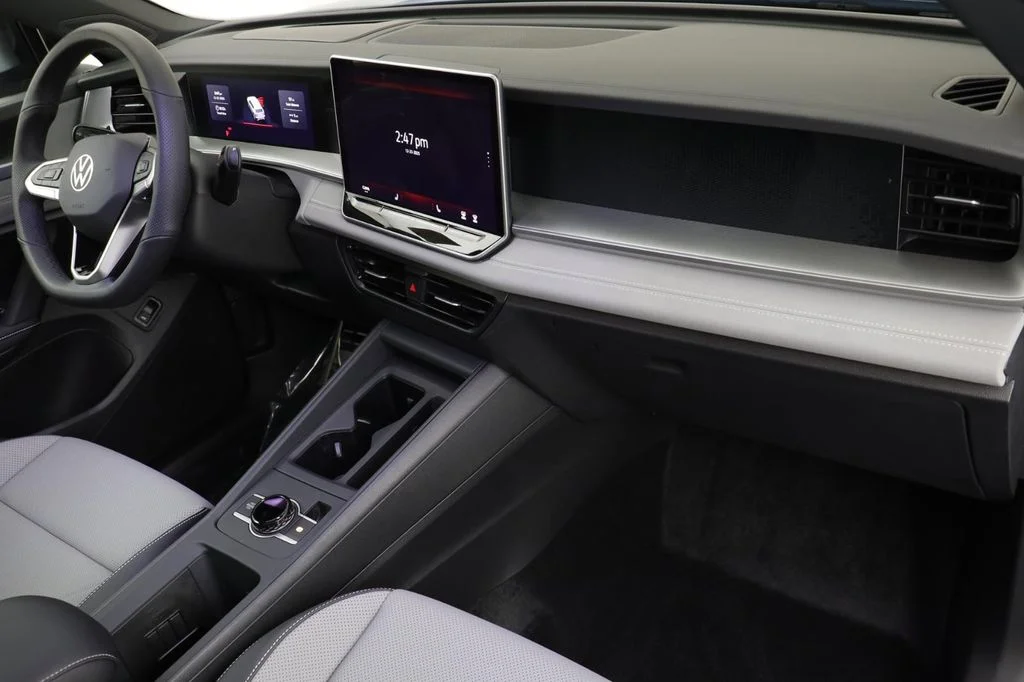 2026 Volkswagen Tiguan SE R-LINE BLACK - Photo 20