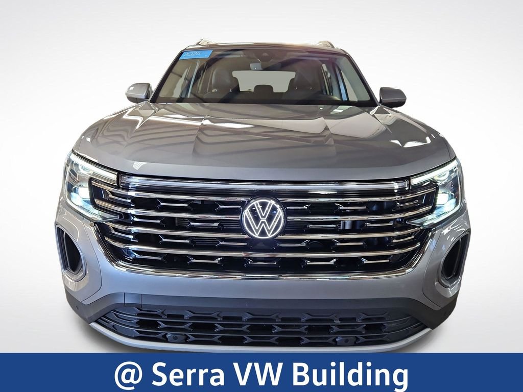 Certified Used 2024 Silver Volkswagen 2.0T SEL image 9