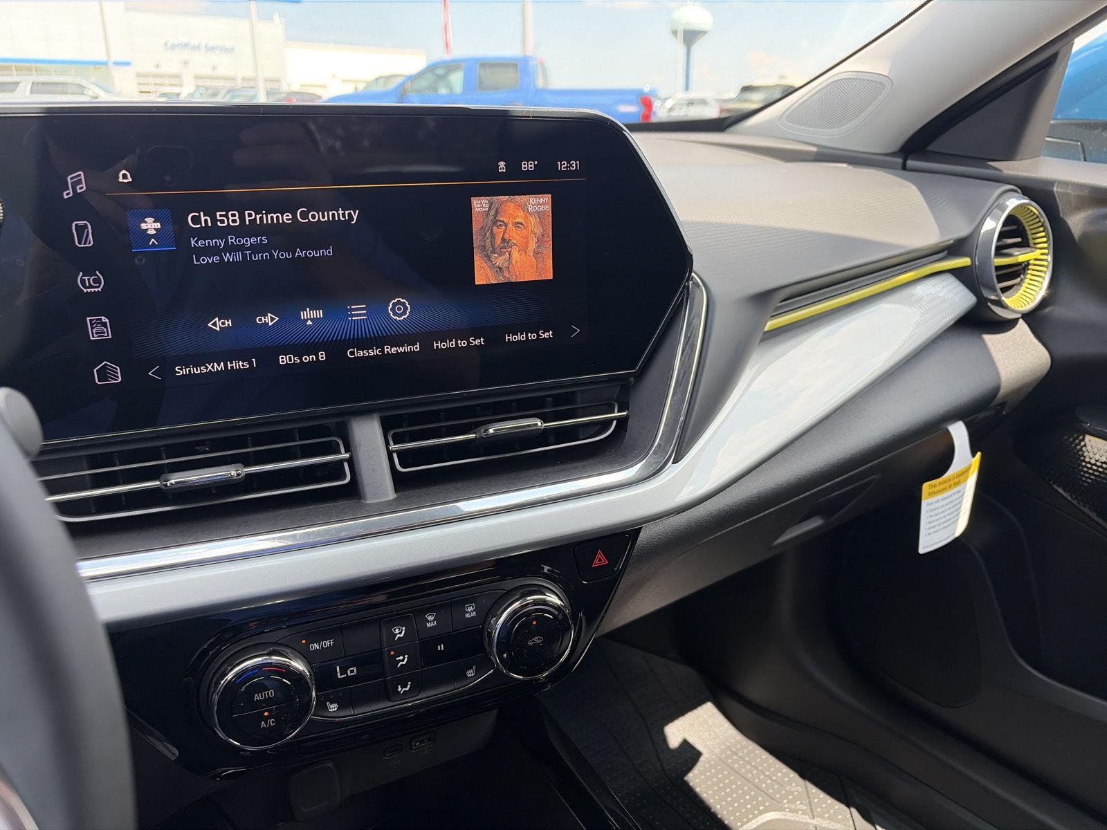 2026 Chevrolet Trax LT - Photo 24
