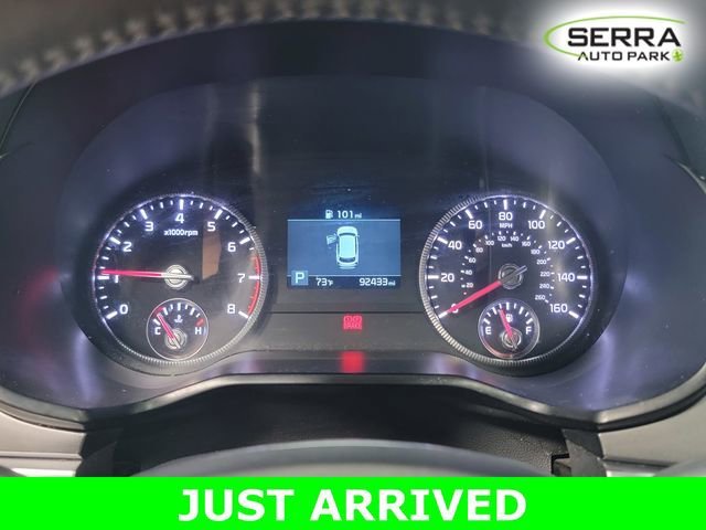 Used 2022 Black Kia S image 31