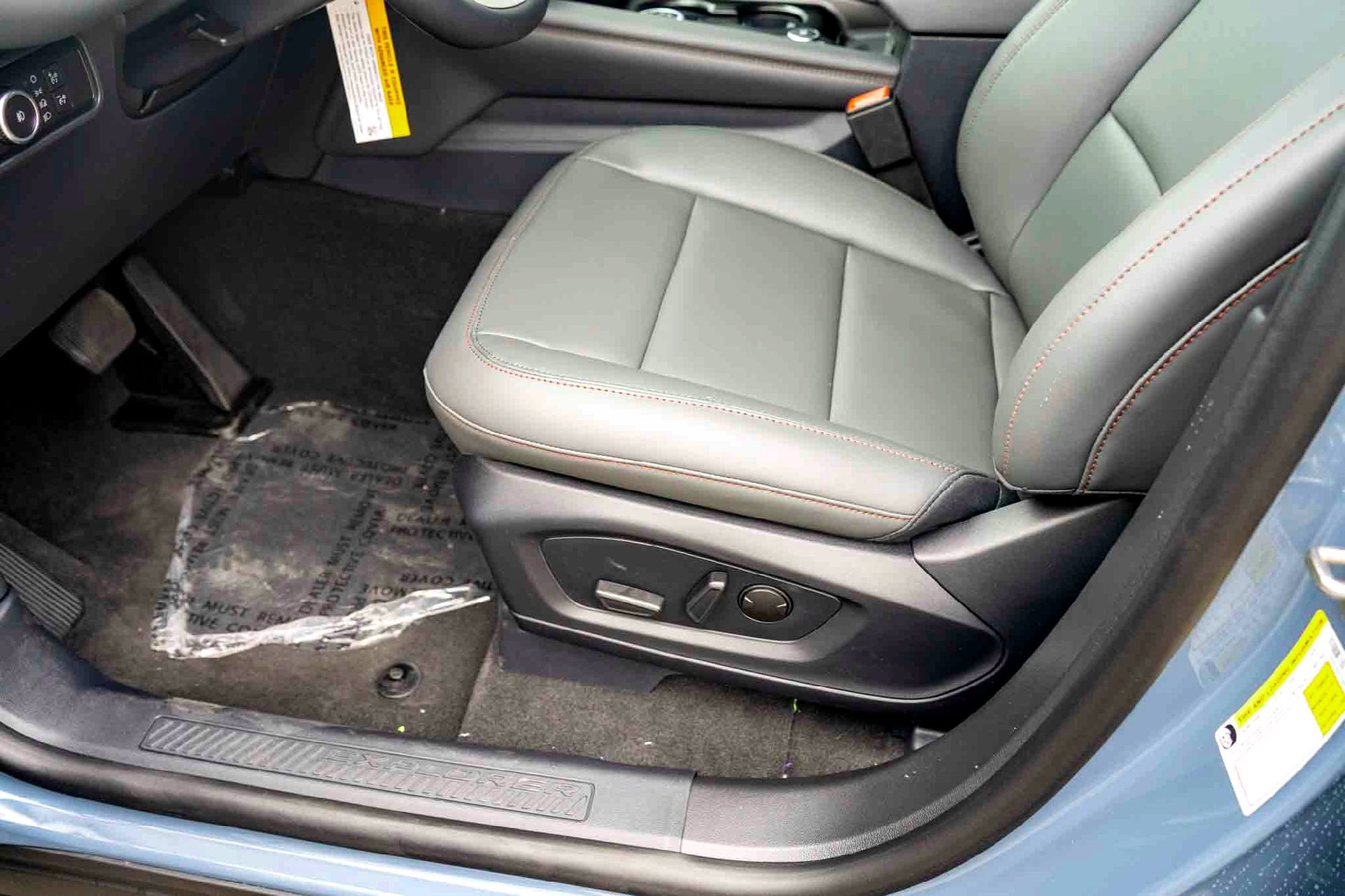 New 2026 Vapor Blue Metallic Ford Active image 11