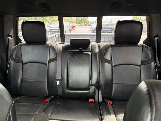 Used 2024 Black Ram Laramie image 30