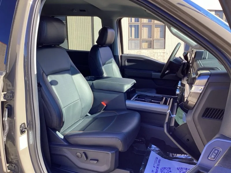 New 2027 Gray Ford Lariat image 19