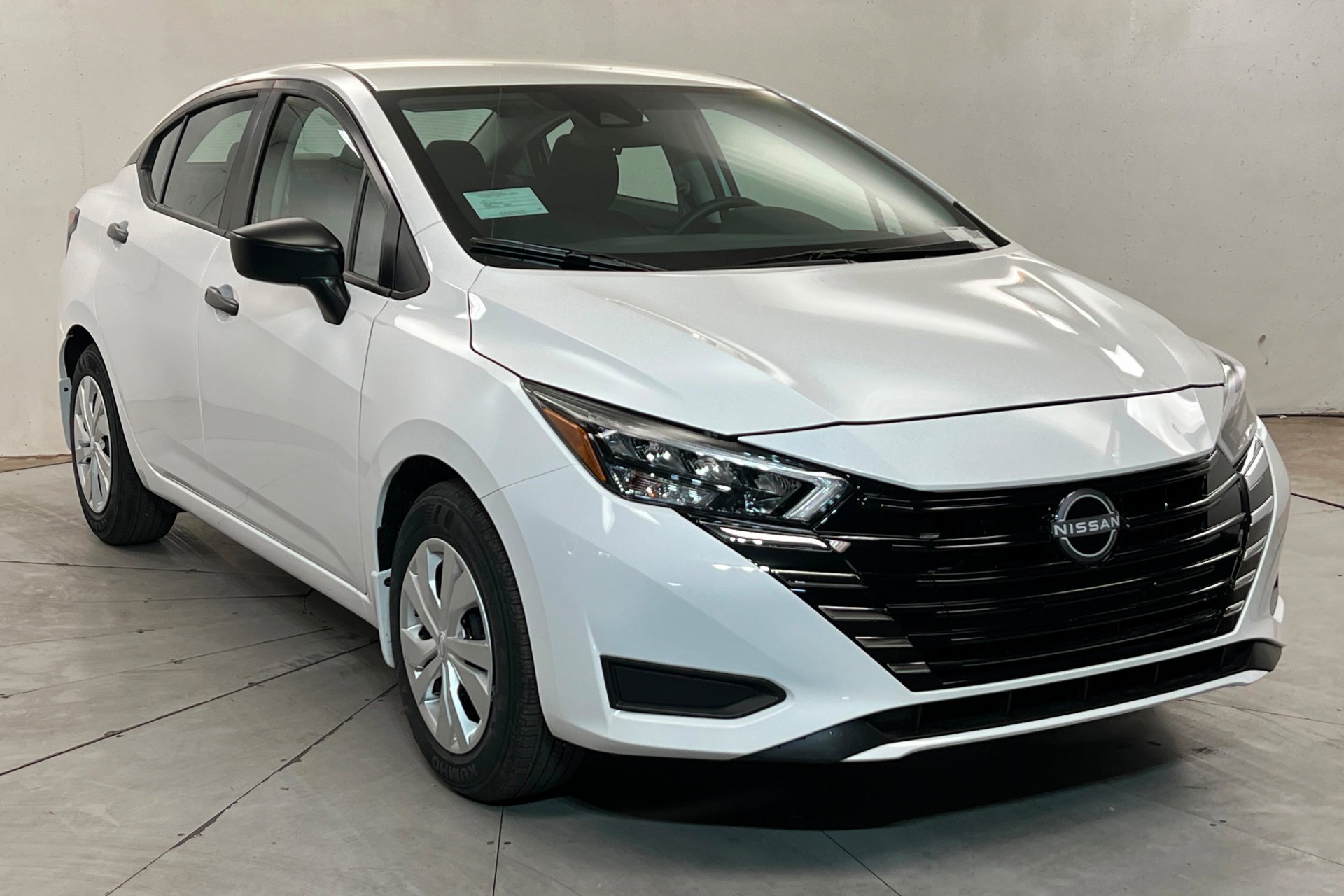 Used 2025 Fresh Powder Nissan S image 8