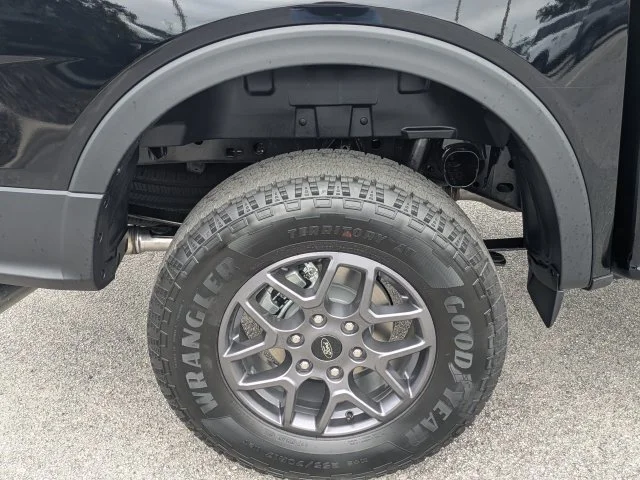 New 2026 Shadow Black Ford XLT image 11