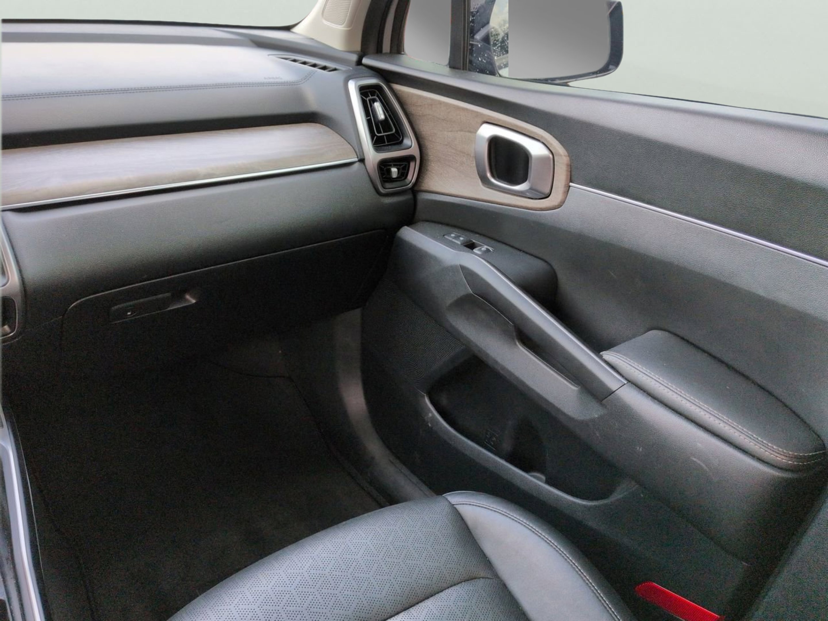 Certified Used 2023 Wolf Gray Kia EX image 15