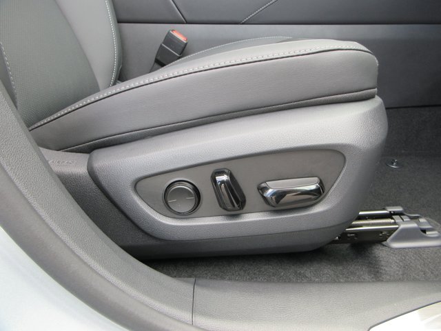 New 2026 Iridium Lexus PREMIUM image 31
