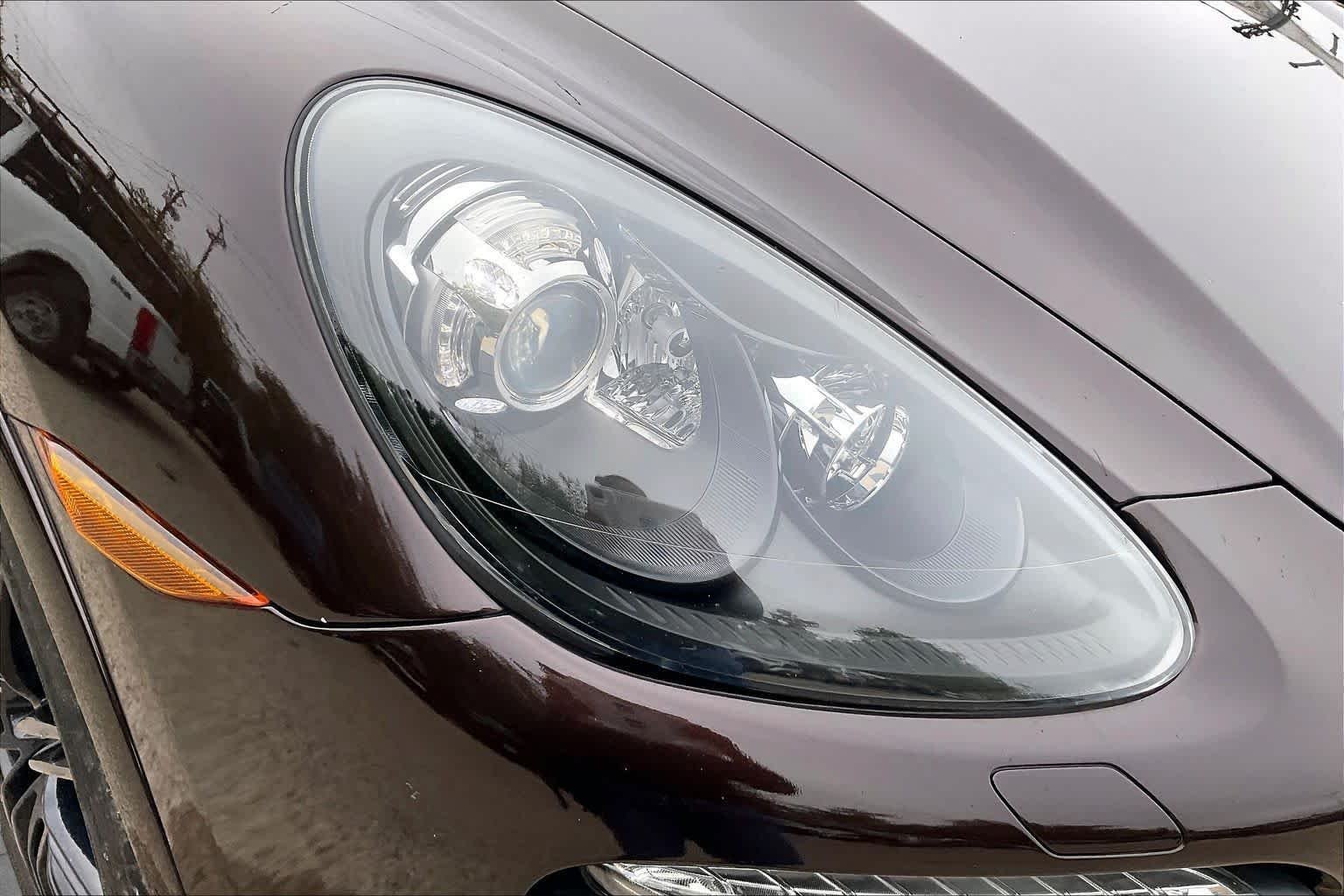 Used 2014 Mahogany Metallic Porsche Turbo image 27