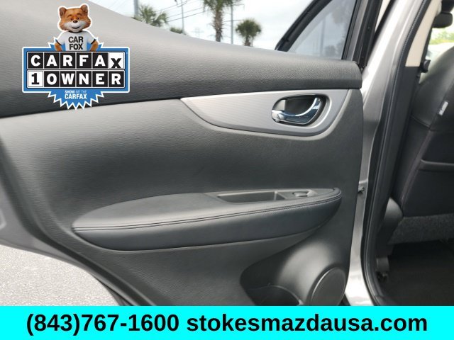 Used 2020 Gray Nissan SL image 18