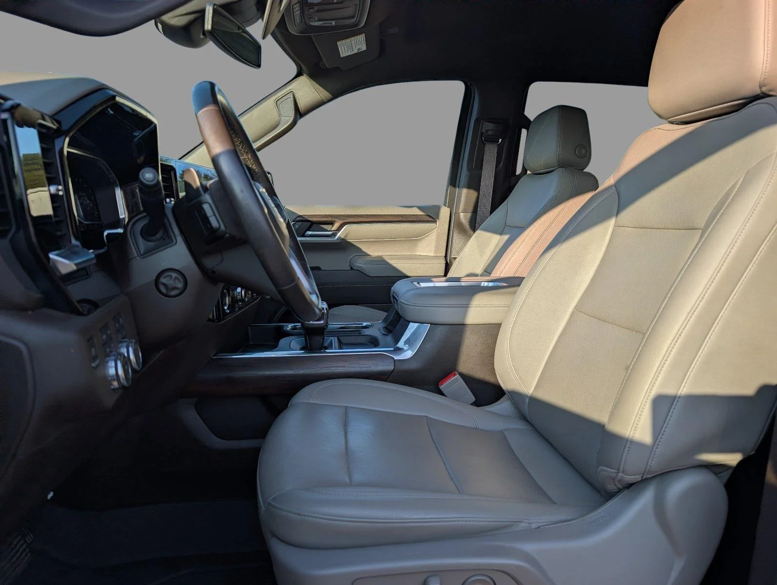 Used 2022 PACIFIC BLUE METALLIC GMC SLT image 14