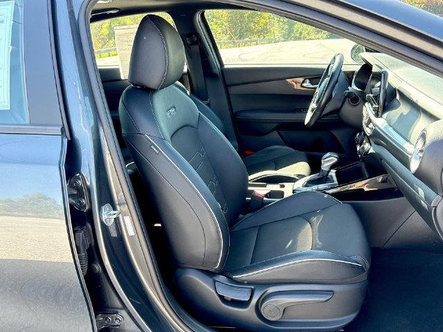 Used 2023 Gray Kia GT-Line image 26