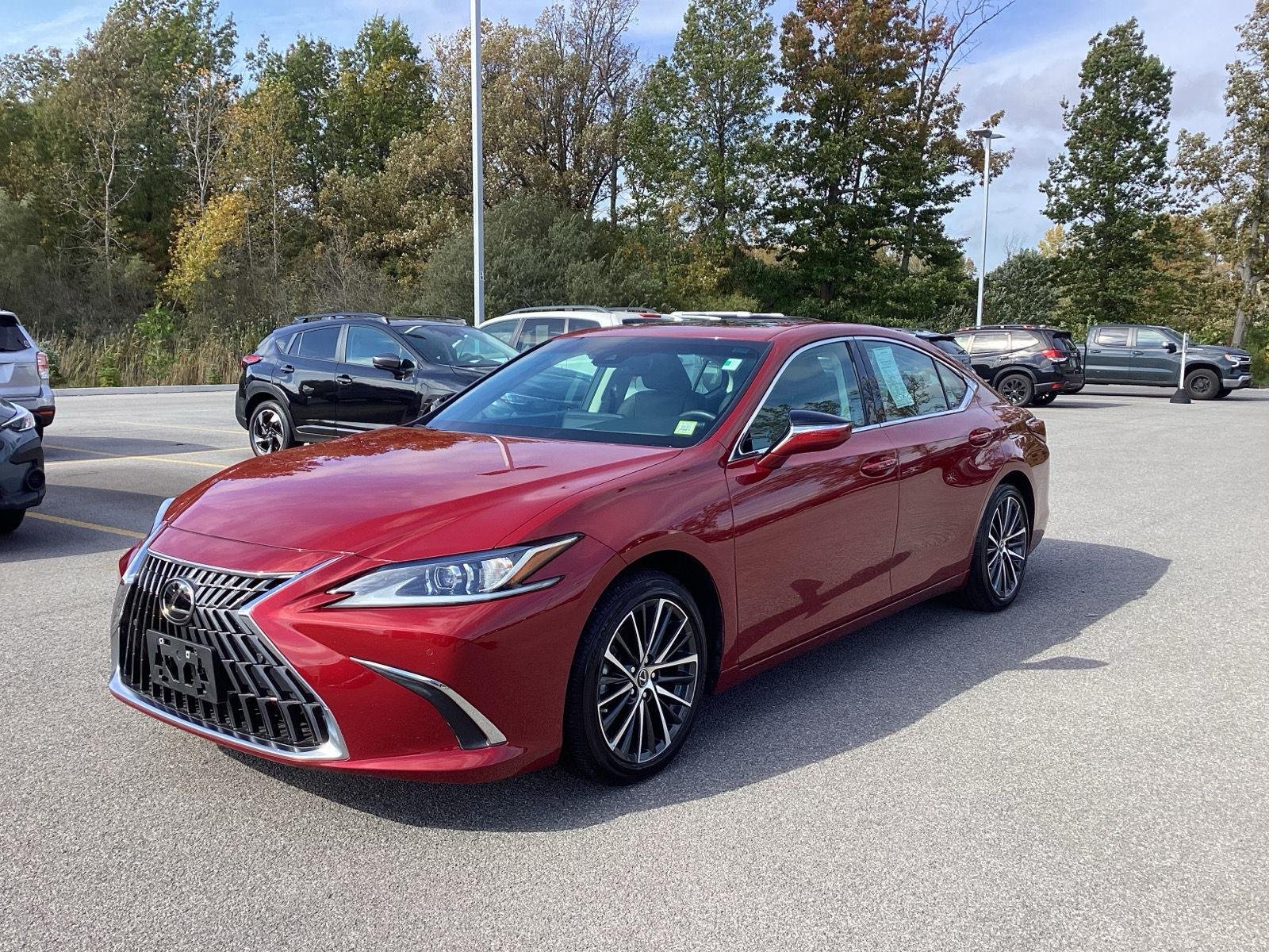Used 2023 Matador Red Mica Lexus ES 350 image 3