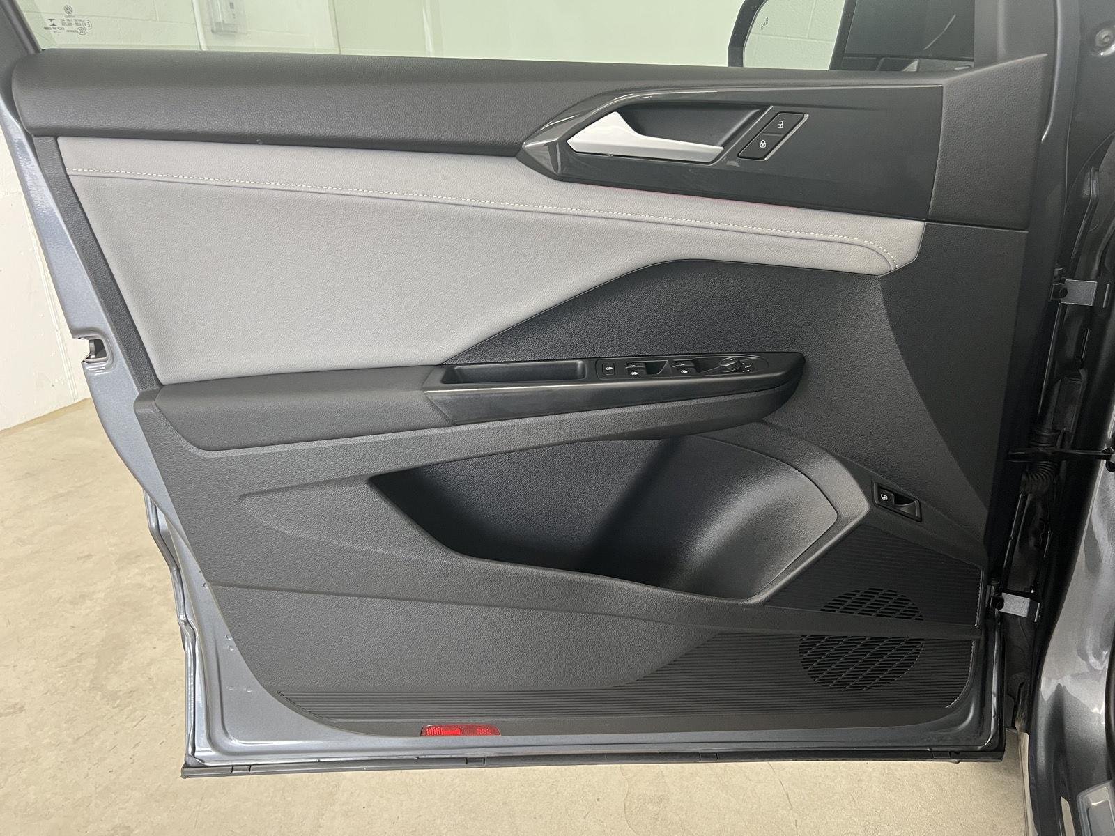 2022 Volkswagen Taos SEL - Photo 19
