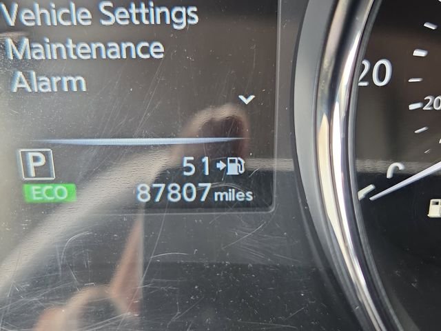 Used 2017 Pearl White Nissan SL image 6