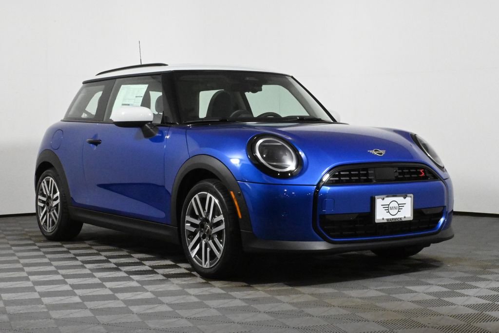 Certified Used 2025 Blue MINI  image 9