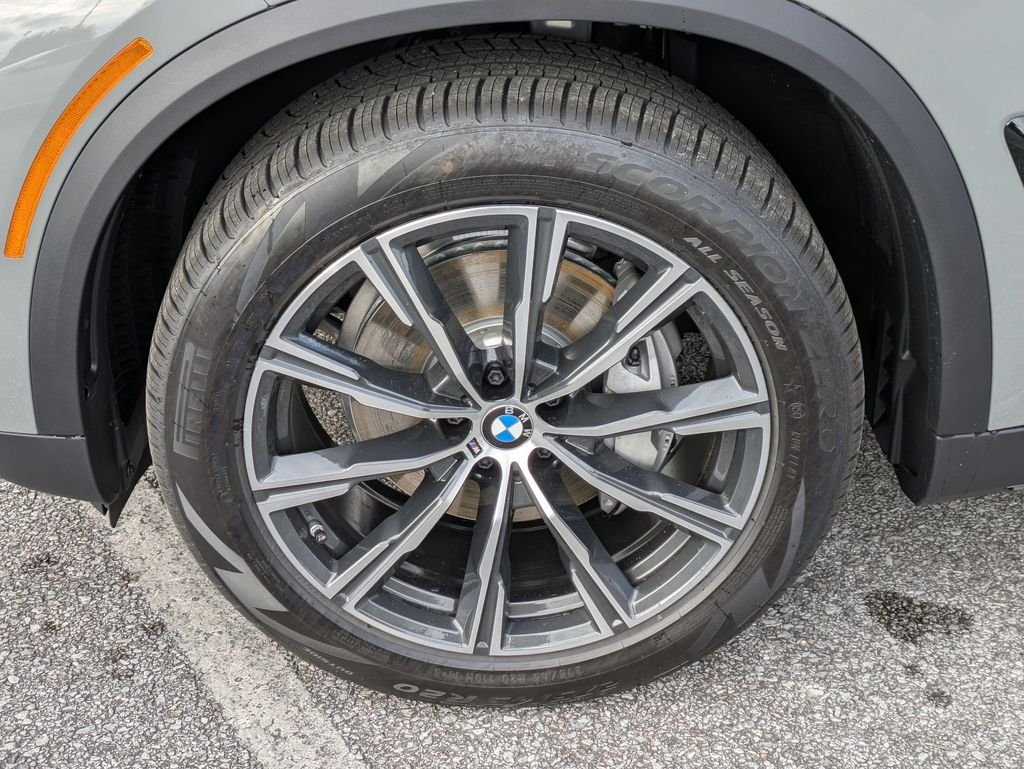 2025 BMW X5 40i - Photo 9