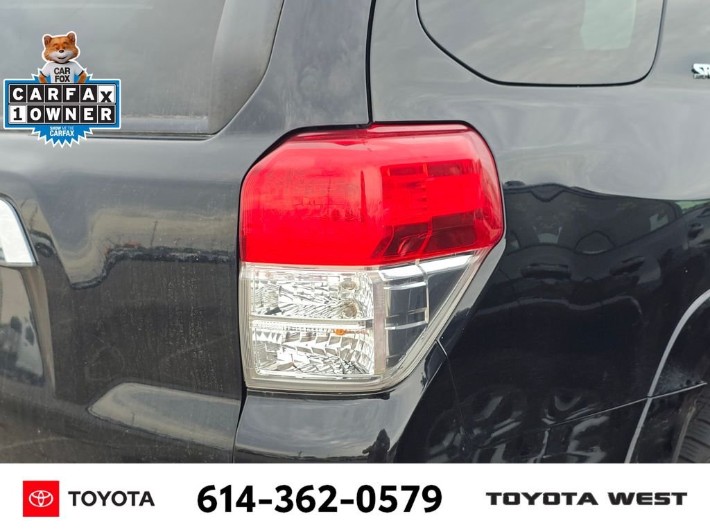 Used 2013 Black Toyota SR5 image 9