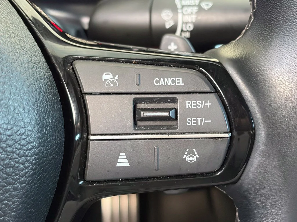 Certified Used 2025 Platinum White Pearl Honda Sport image 24