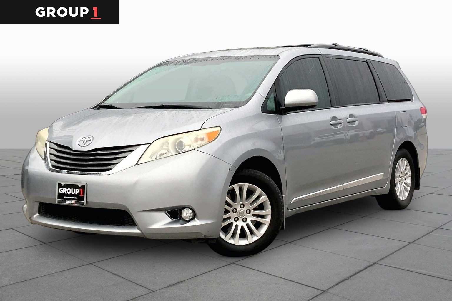 2013 Toyota Sienna XLE