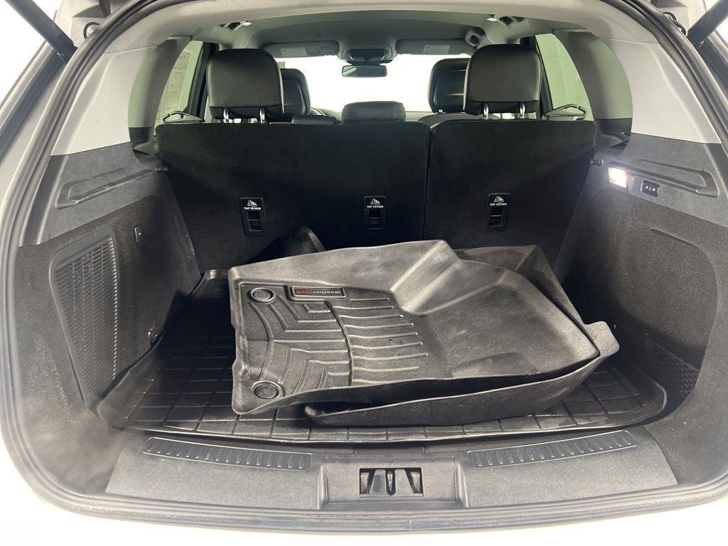 Used 2020 White Lincoln Standard image 22