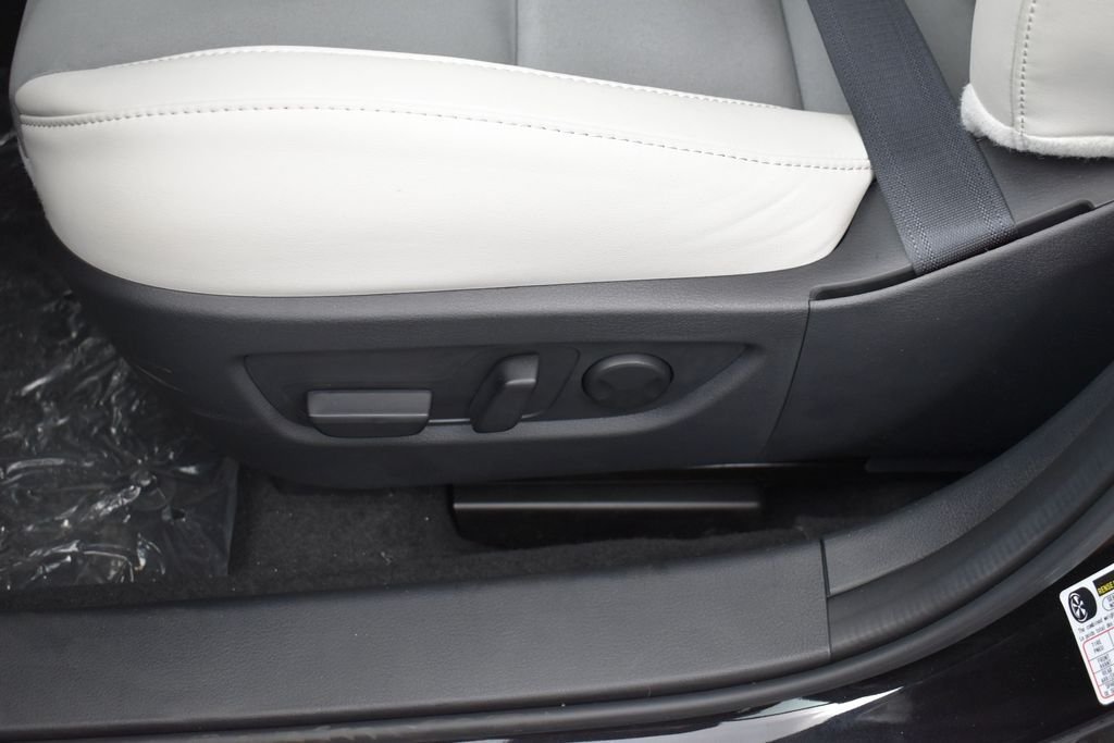 New 2026 Jet Black Mica Mazda 2.5 Turbo Aire Edition AWD image 8