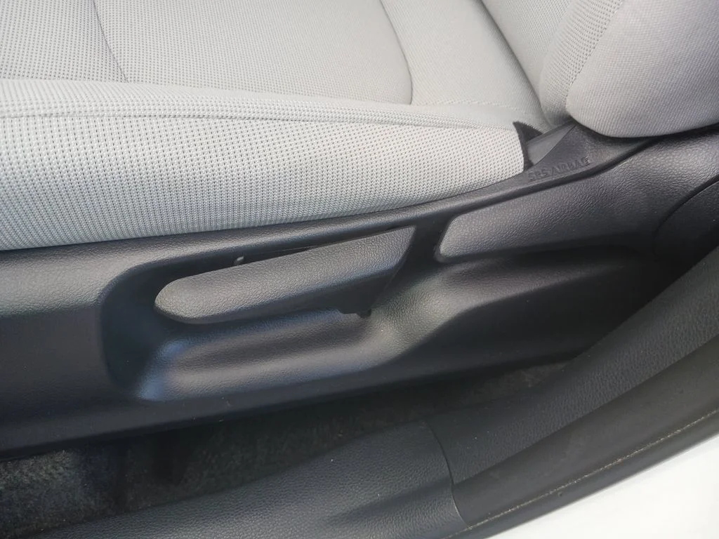 Used 2022 Beige Toyota L image 30