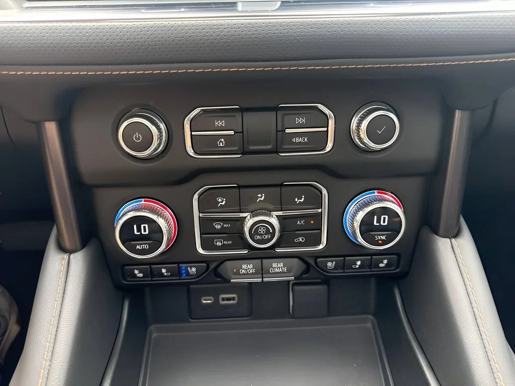 Used 2023 Summit White GMC AT4 image 22